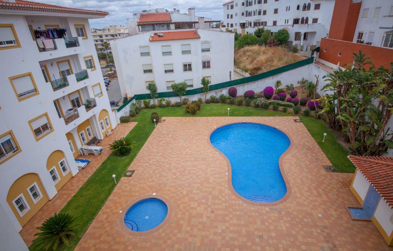 100кв.м 2, 2 баня Апартамент
 в Sao Sebastiao Apartment Лагос Екстериор снимка